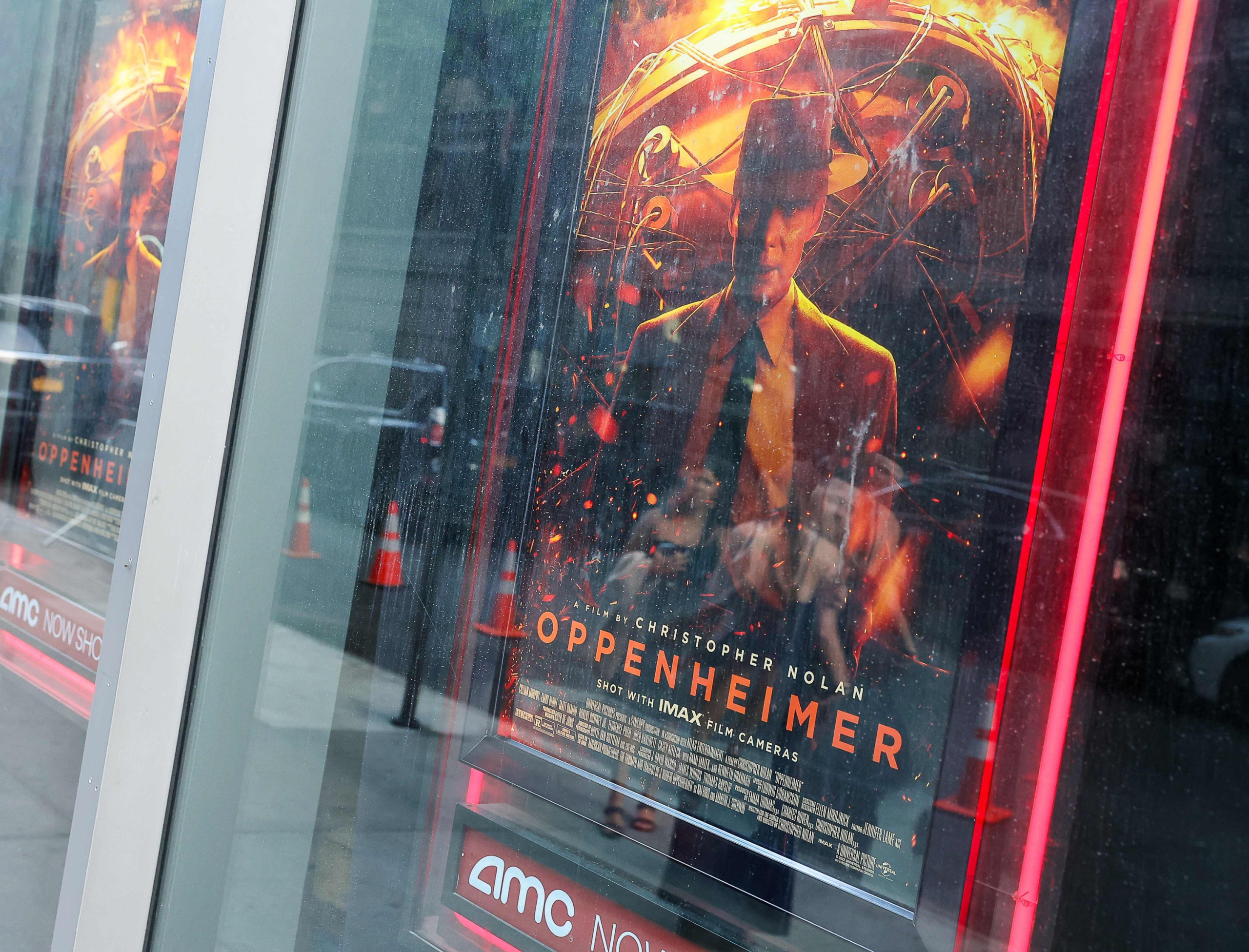 Besetzung von oppenheimer
